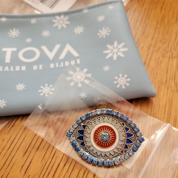 Anthropologie Tova Spirit Eye Crystal Brooch - blue - Picture 5 of 7
